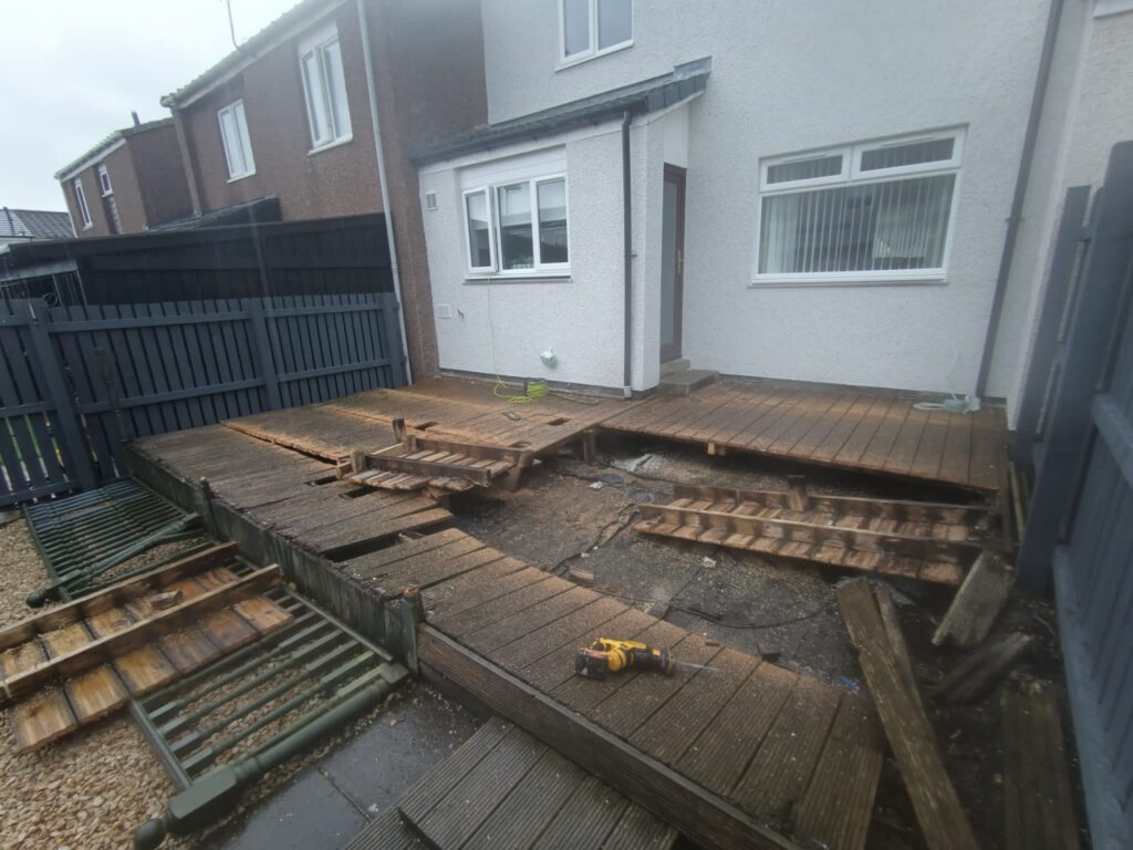 Close-up of composite decking boards and aluminium balustrade